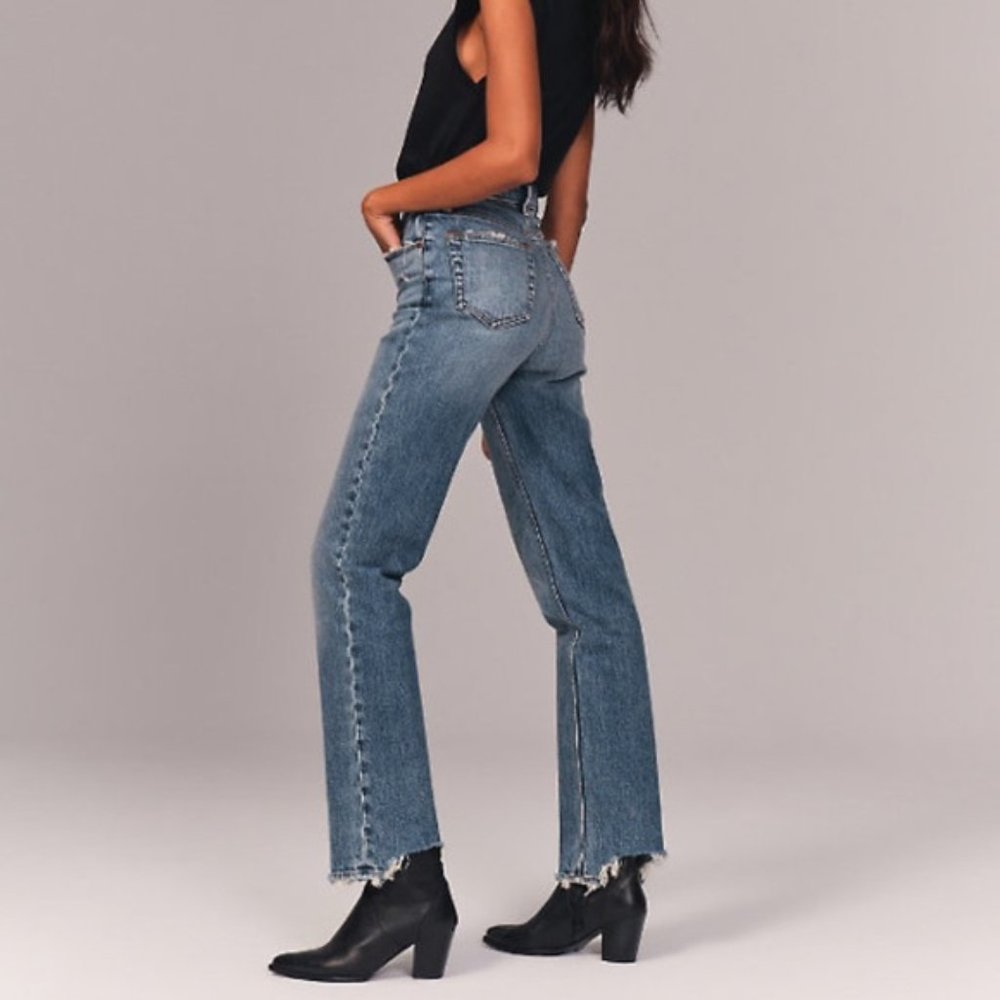 Abercrombie 90s Ultra High Rise Acid Wash 26L